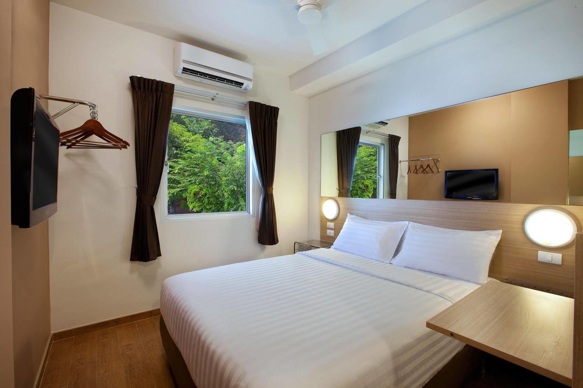 Red Planet Phuket Patong - Sha Extra Plus Екстериор снимка